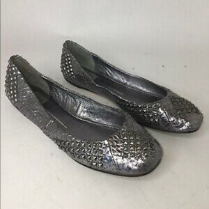 Dolce Vita metallic flats.